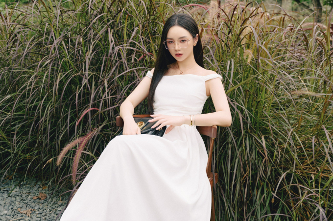 "Nữ chính VTV" Quỳnh Kool gợi ý những mẫu váy liền thanh lịch, sang chảnh từ công sở đến tiệc tùng trong hè này - Ảnh 8. "Nữ chính VTV" Quỳnh Kool gợi ý những mẫu váy liền thanh lịch, sang chảnh từ công sở đến tiệc tùng trong hè này - Ảnh 8.